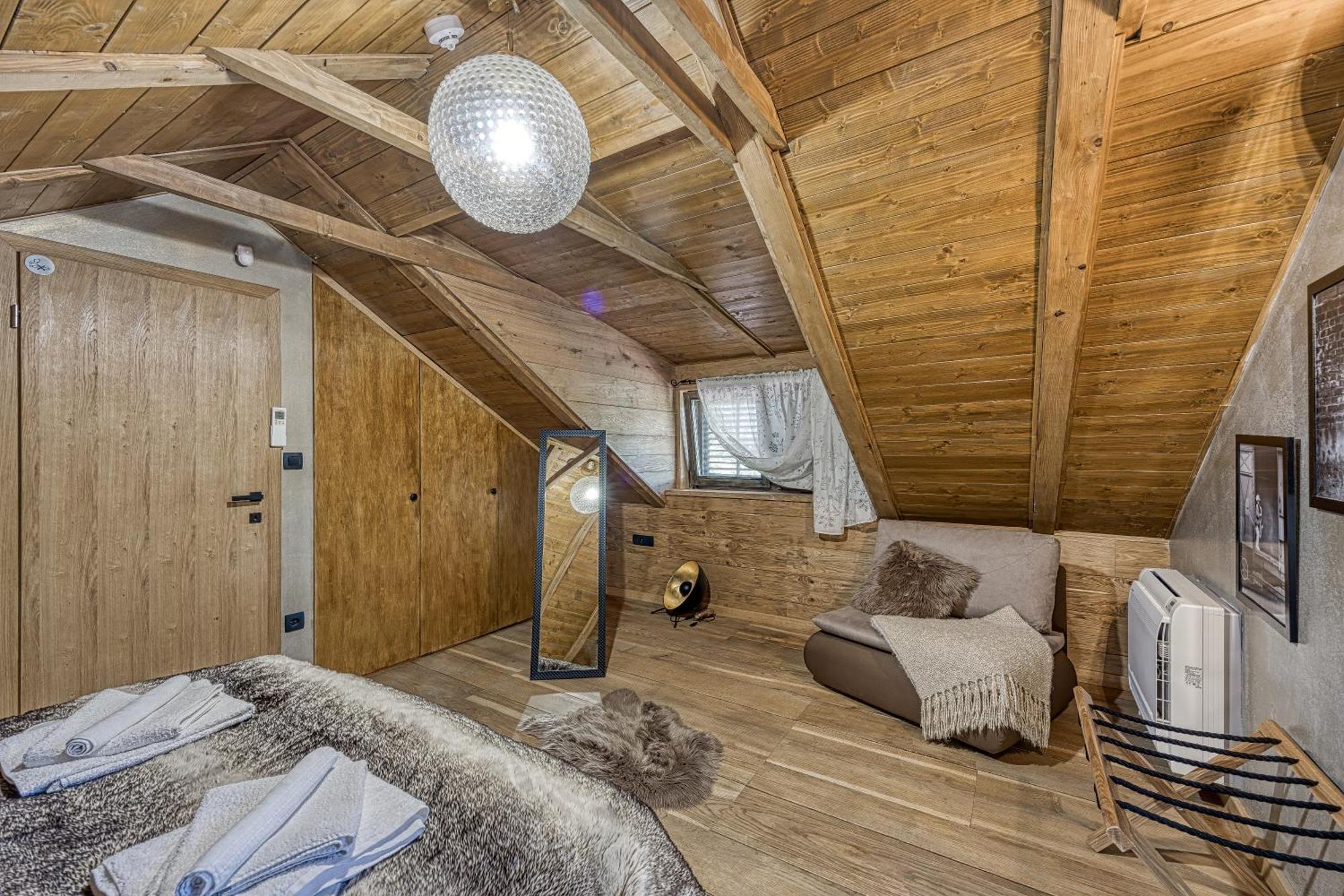 Zagreb, Kuca Za Odmor Swan River Holiday House Lasinja Eksteriør bilde